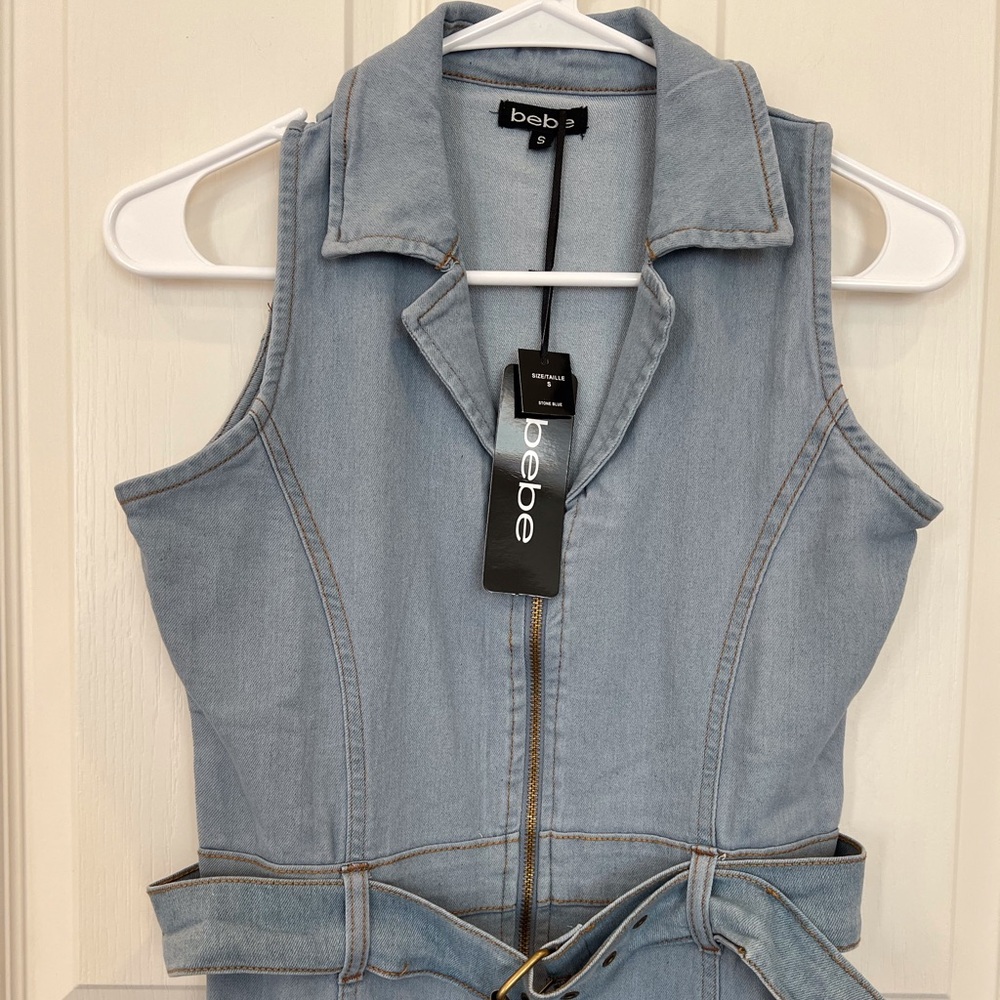 bebe Light Blue Denim Sleeveless Zip Dress with Belt